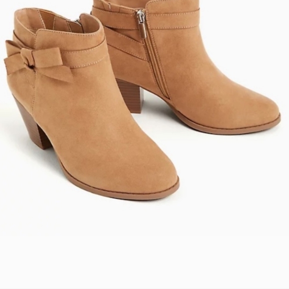 Torrid faux suede booties with side bow - Picture 2 of 9
